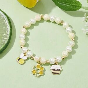Bee & Honey Faux Pearl Stretch Bracelet